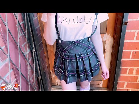 ❤️ Schoolgirl Sucks a dick gu domhainn agus fucks an àite clasaichean. ️❌  Gnè  aig porn gd.dreamypassionatespotlight.ru ❌️❤